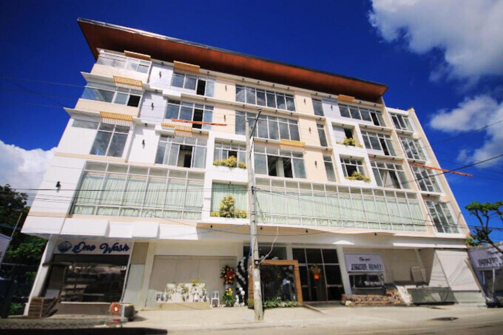 Tely'S Bed & Breakfast Iloilo Powered By Cocotel Bagian luar foto